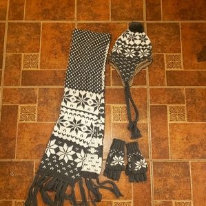 Hat/Scarf/Gloves